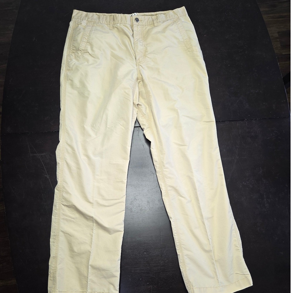 Mountain Khakis  Mens 35x32 Hiking Tan Khaki Straight Leg Pants